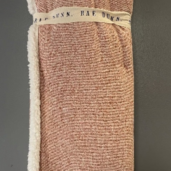 Rae Dunn Gather Knit Sherpa Throw 50”X60” Soft Cozy Fall Decor Red White NWT - Picture 3 of 4